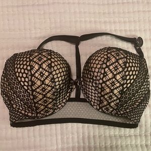 Victoria’s Secret bombshell add two sizes plunge bra